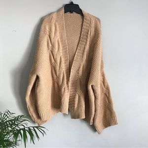 💕 Tan Cable Knit Soild Cardigan